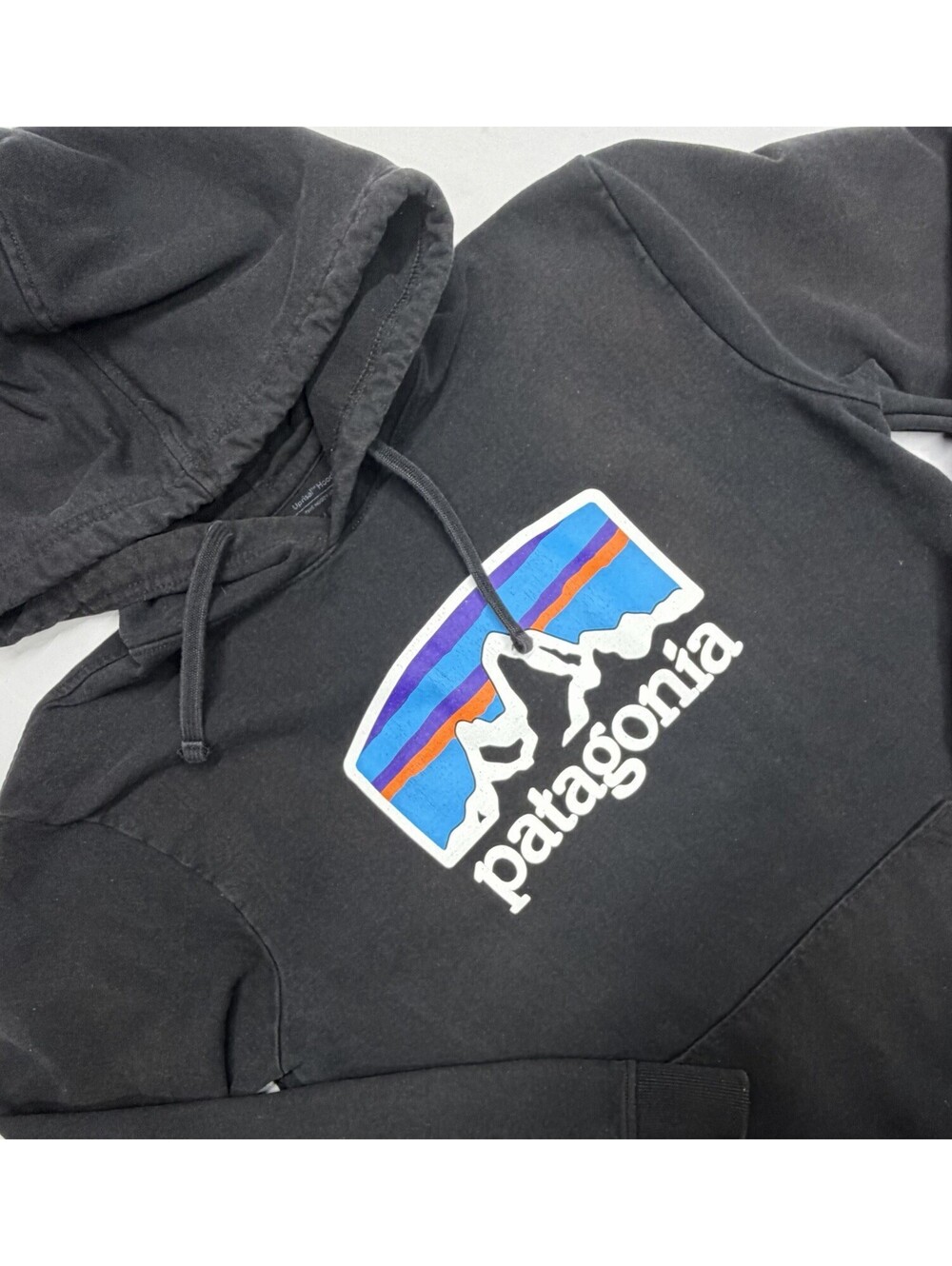 Patagonia Men’s Uprisal Hoody Pullover Sweatshirt P-6 Logo Black Size Medium